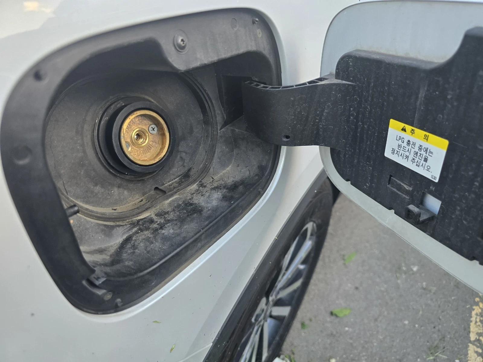 Renault Koleos 2.0 LPG, снимка 14 - Автомобили и джипове - 55164240