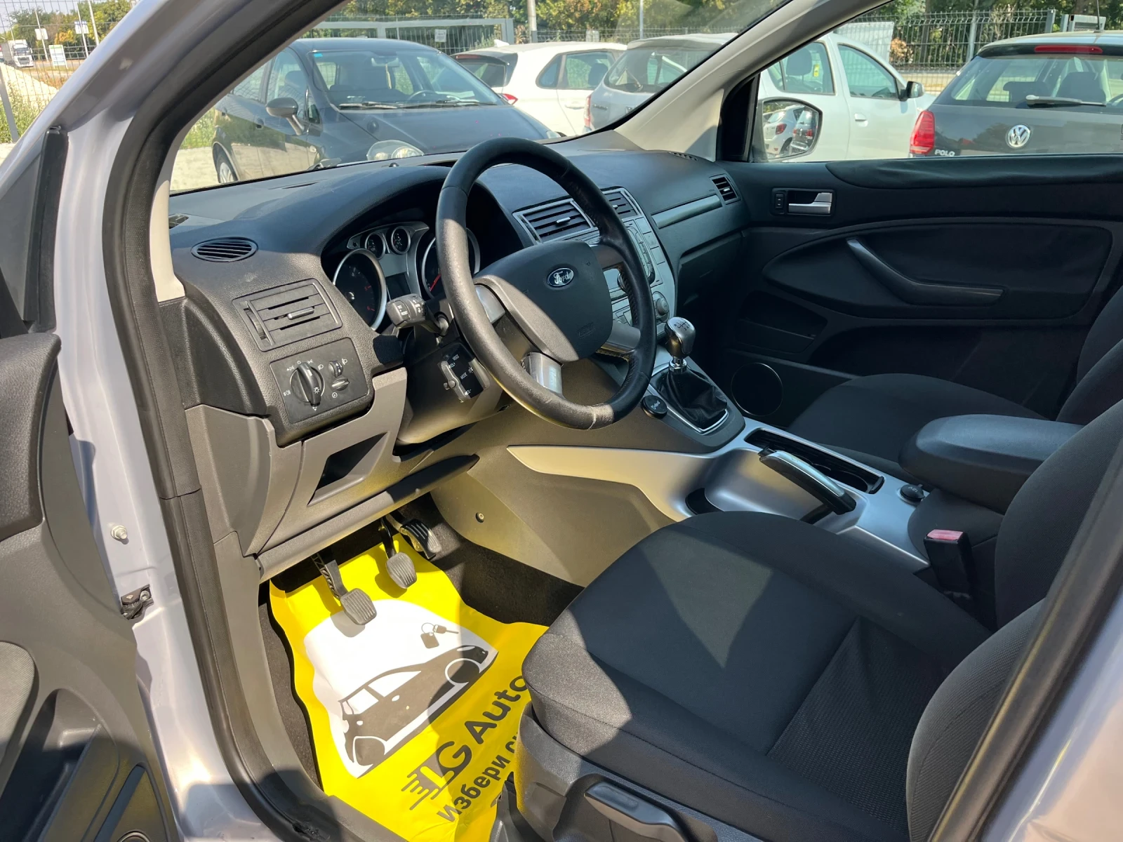 Ford Kuga 2.0-4x4, снимка 11 - Автомобили и джипове - 55719680