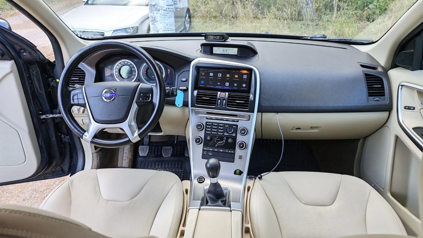Volvo XC60 D5, AWD, снимка 12 - Автомобили и джипове - 56646567