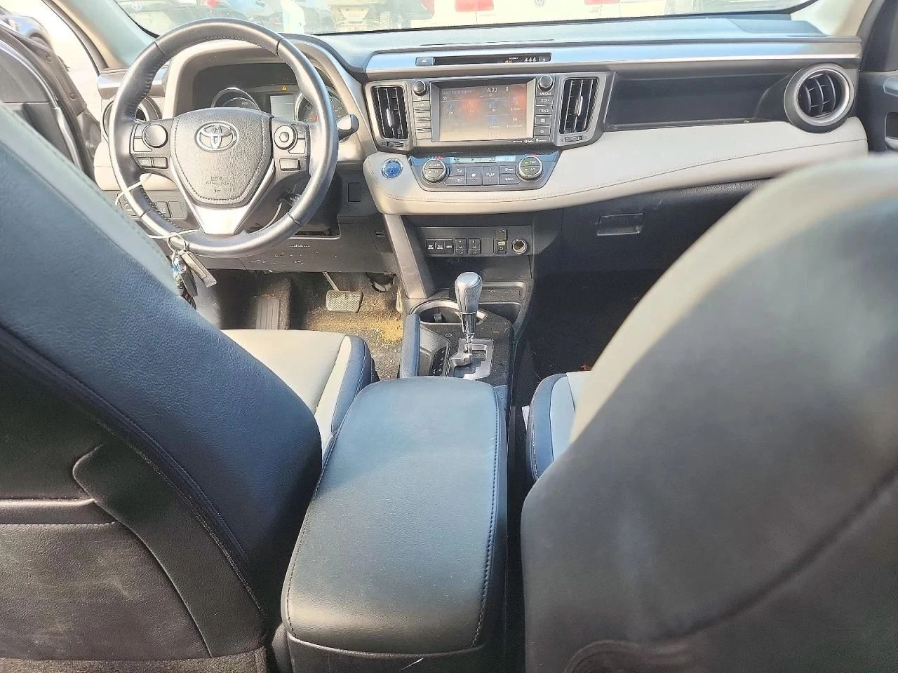 Toyota Rav4, снимка 8 - Автомобили и джипове - 56689309