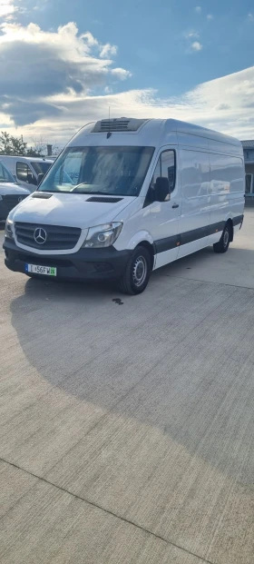 ������ Mercedes-Benz Sprint...