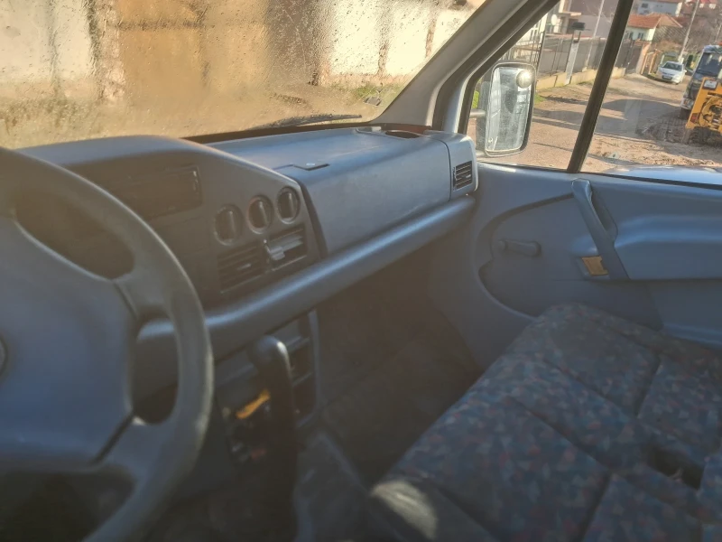 Mercedes-Benz 208, снимка 4 - Бусове и автобуси - 53496457