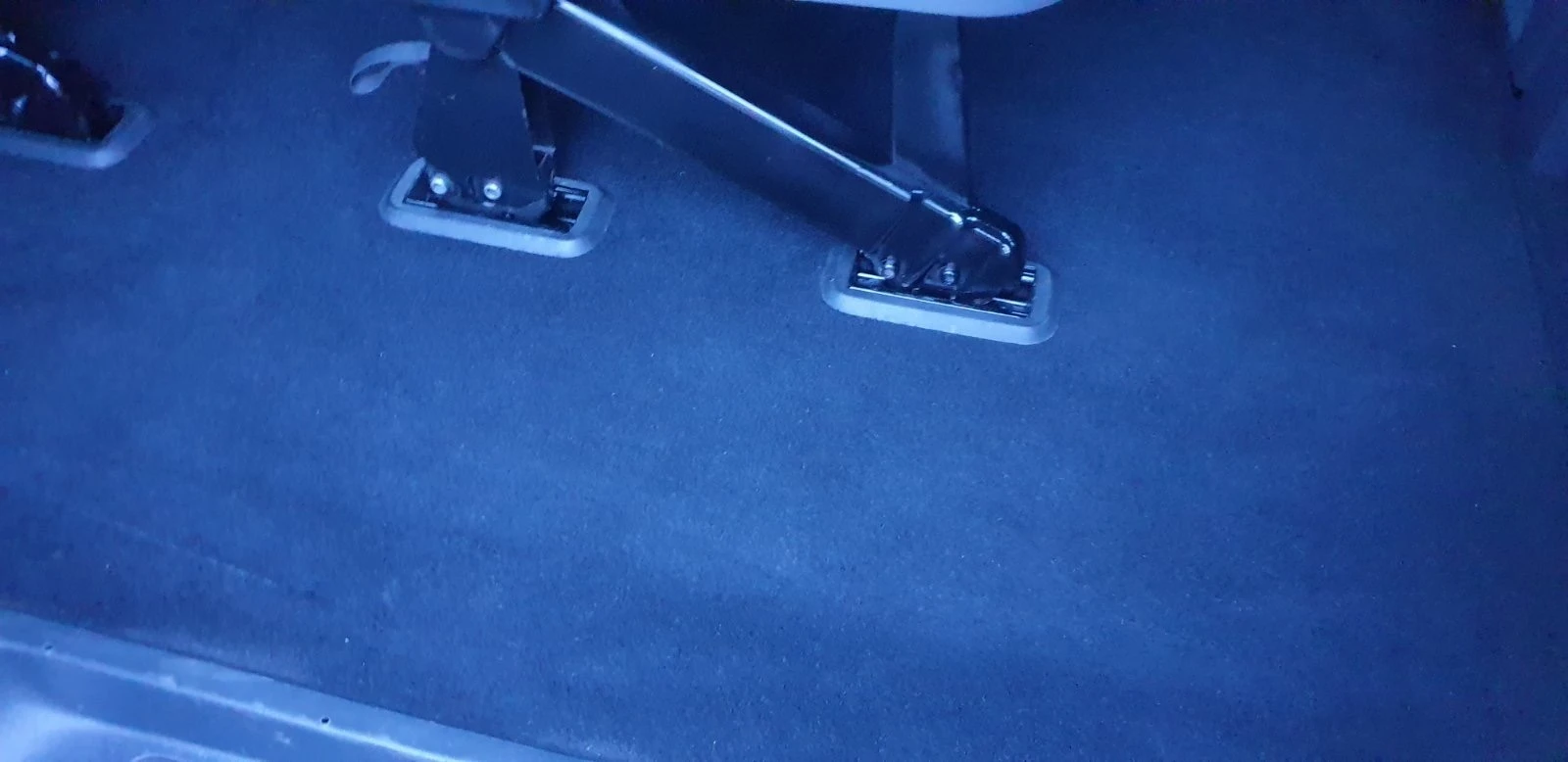 VW Caravelle 2.0 44 5 | Mobile.bg   13