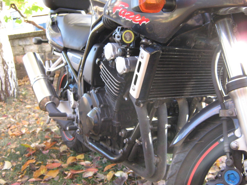 Yamaha FZS 600 FAZER, снимка 9 - Мотоциклети и мототехника - 44087910