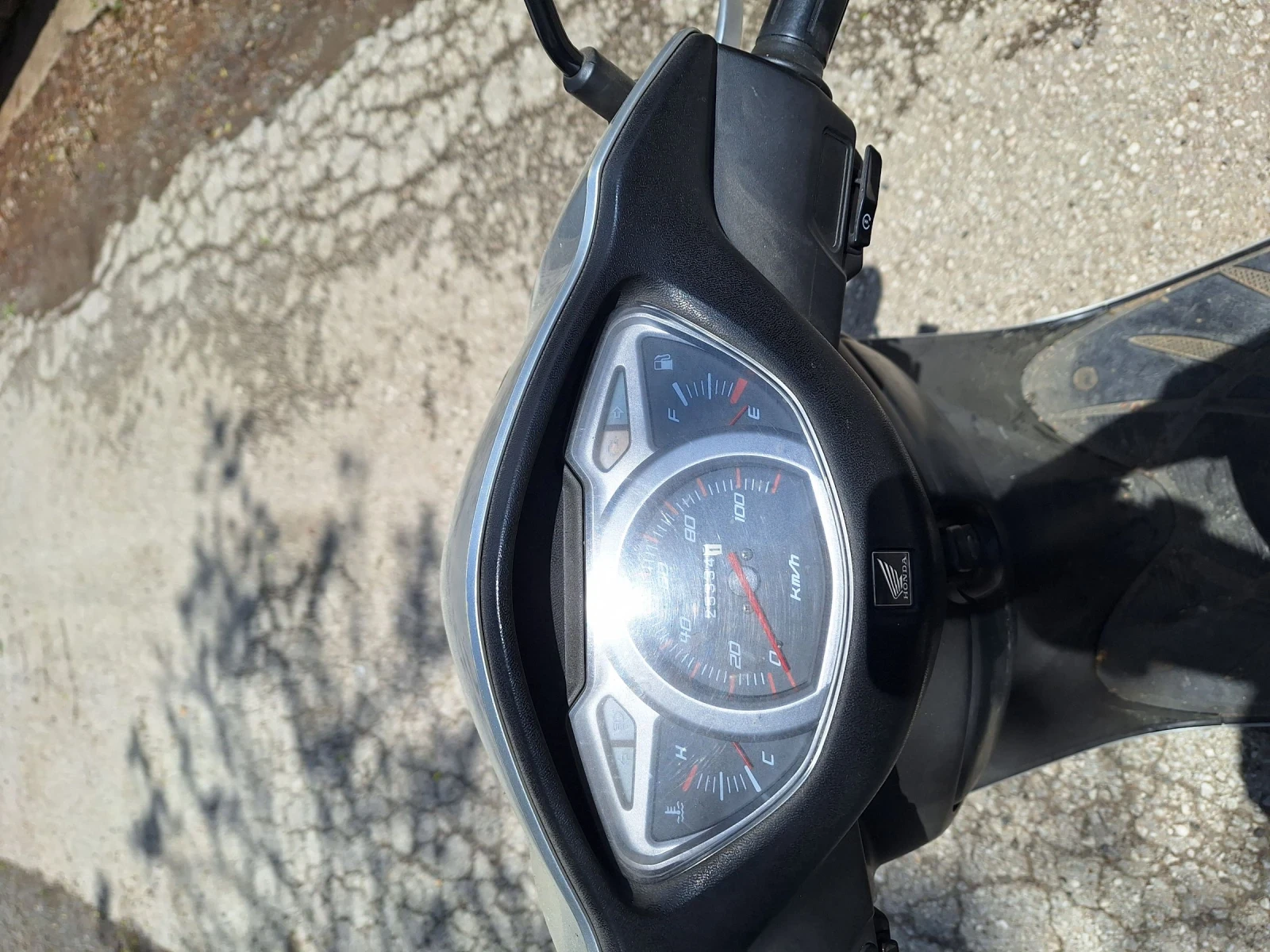 Honda Lead  - изображение 5