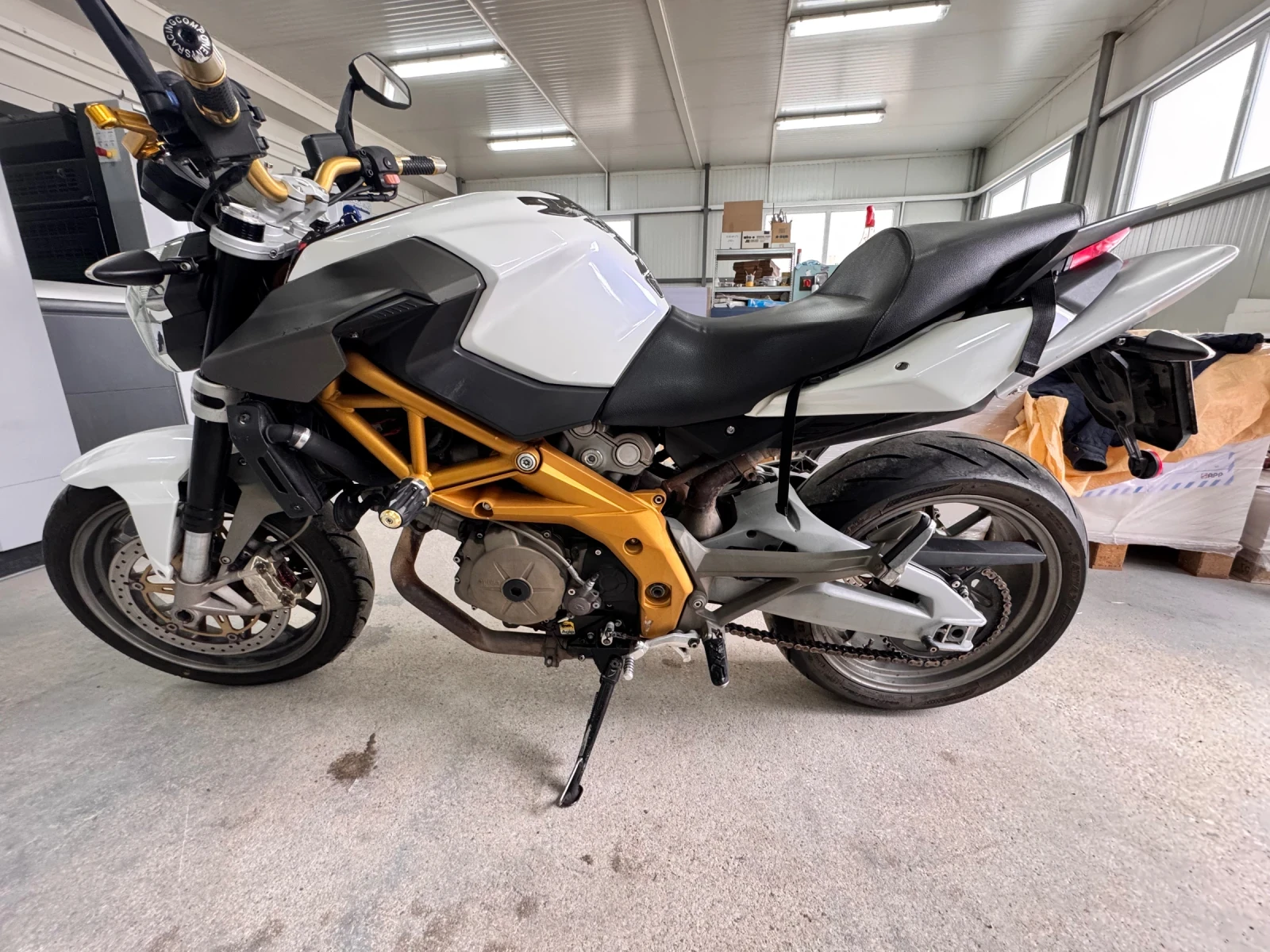 Aprilia Shiver 750, снимка 3 - Мотоциклети и мототехника - 54177869