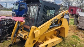 Мини челни товарачи GEHL, снимка 5