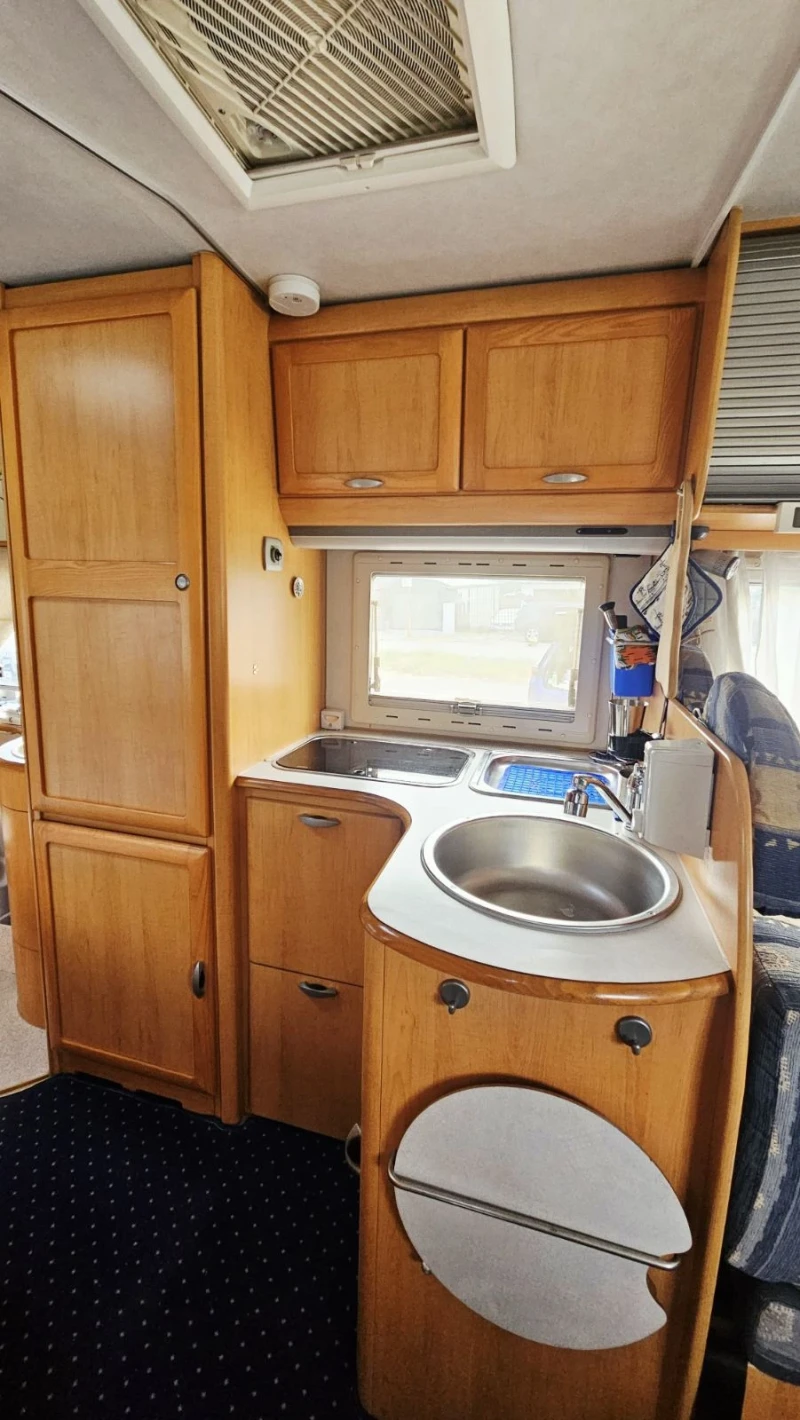 Кемпер HYMER / ERIBA BC-655 Classic, снимка 10 - Каравани и кемпери - 52497259