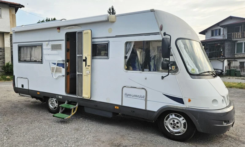 Кемпер HYMER / ERIBA BC-655 Classic, снимка 3 - Каравани и кемпери - 52497259