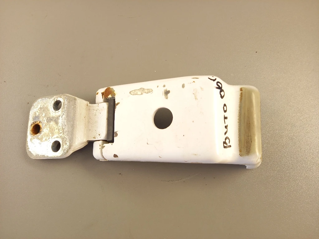 Панта врата задна дясна долна Мерцедес Вито (капак)