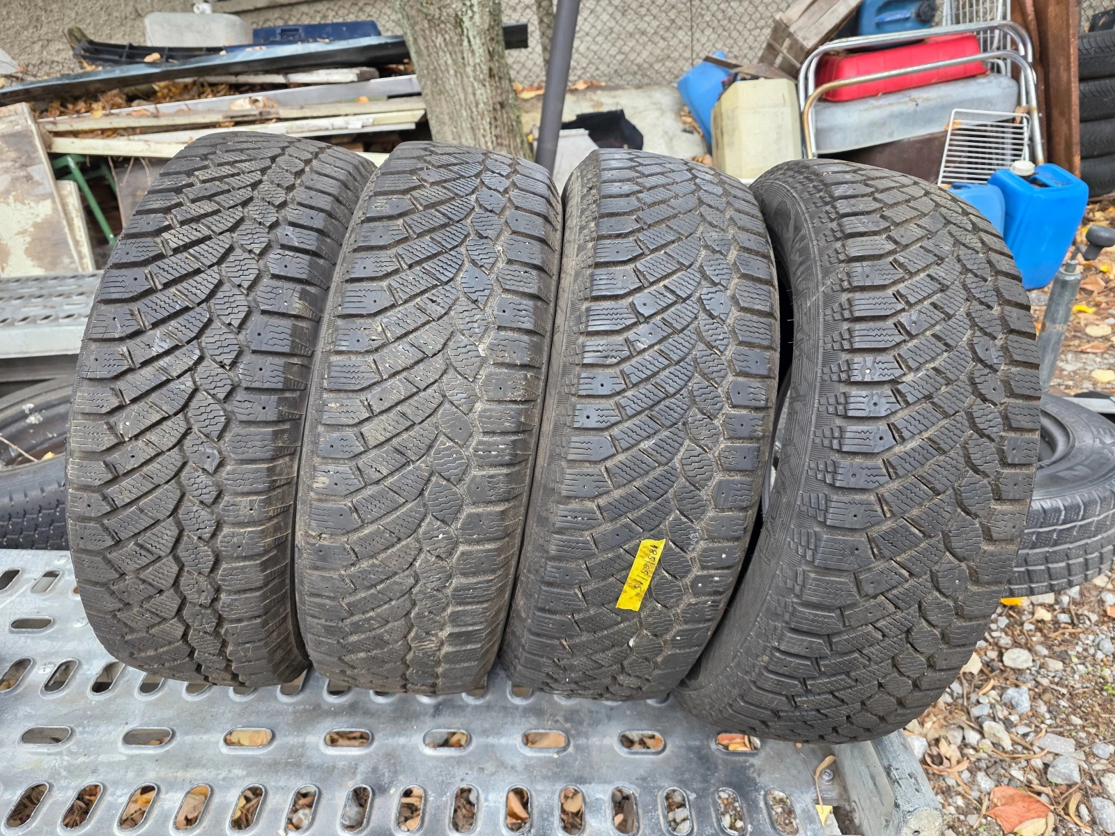 Гуми Зимни 185/65R15