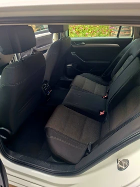 VW Passat 1.6TDI , снимка 13