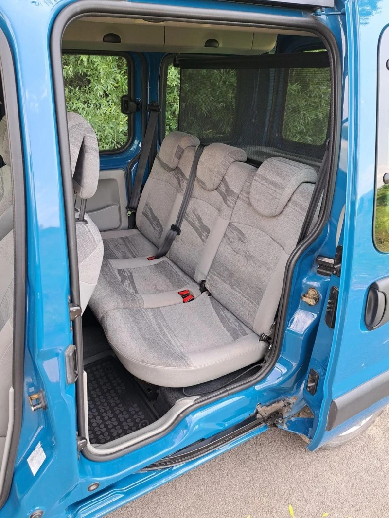 Renault Kangoo Privilege , снимка 7 - Автомобили и джипове - 46481956