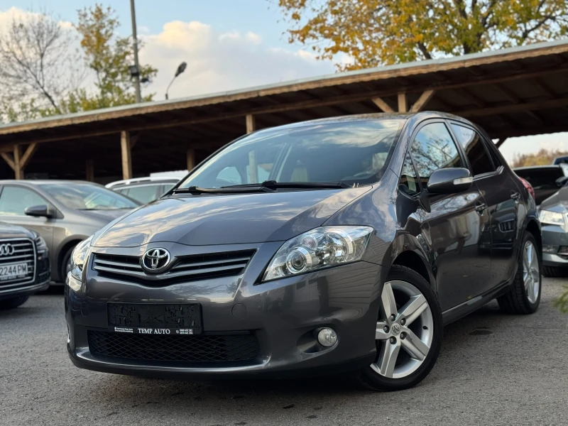 Toyota Auris 1.6i* СЪС СЕРВИЗНА КНИЖКА С ПЪЛНА ИСТОРИЯ, снимка 1 - Автомобили и джипове - 47831552