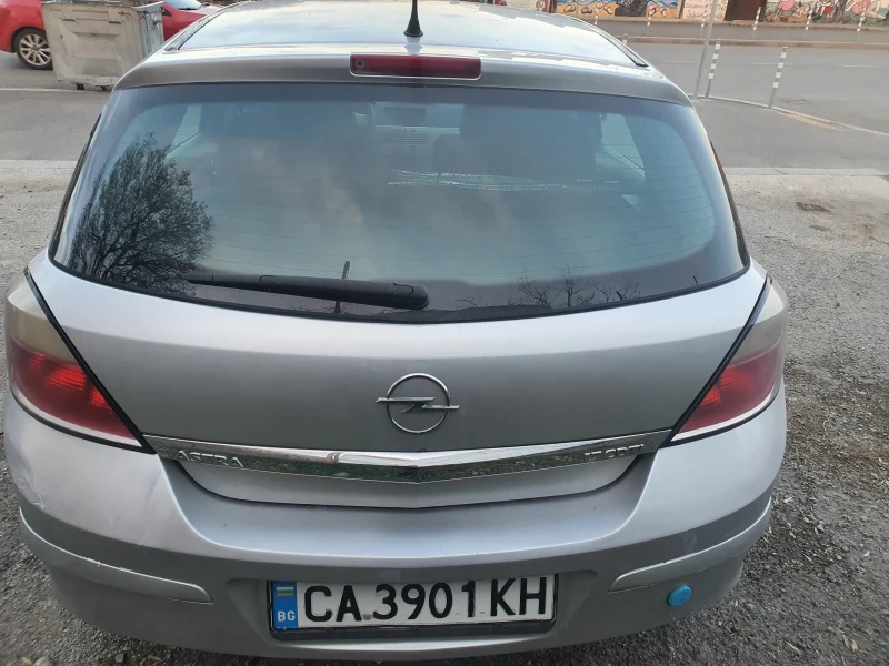 Opel Astra 1.7 H CDTI, снимка 4 - Автомобили и джипове - 49548125