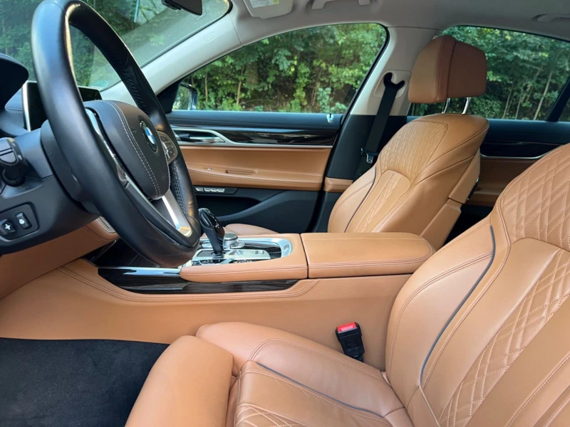 BMW 730 LONG/XDRIVE/360 CAM/HEAD UP/PANO/265 HP/E109, снимка 7 - Автомобили и джипове - 50256765