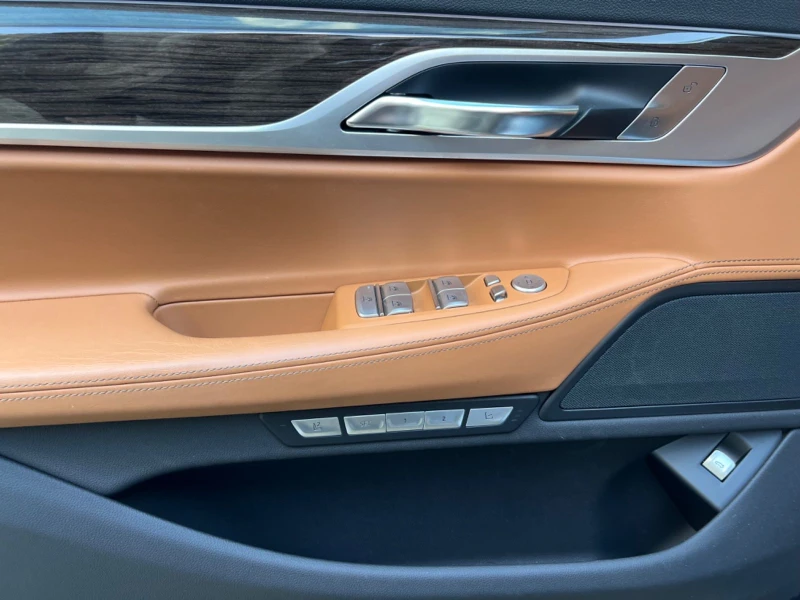 BMW 730 LONG/XDRIVE/360 CAM/HEAD UP/PANO/265 HP/E109, снимка 10 - Автомобили и джипове - 50256765