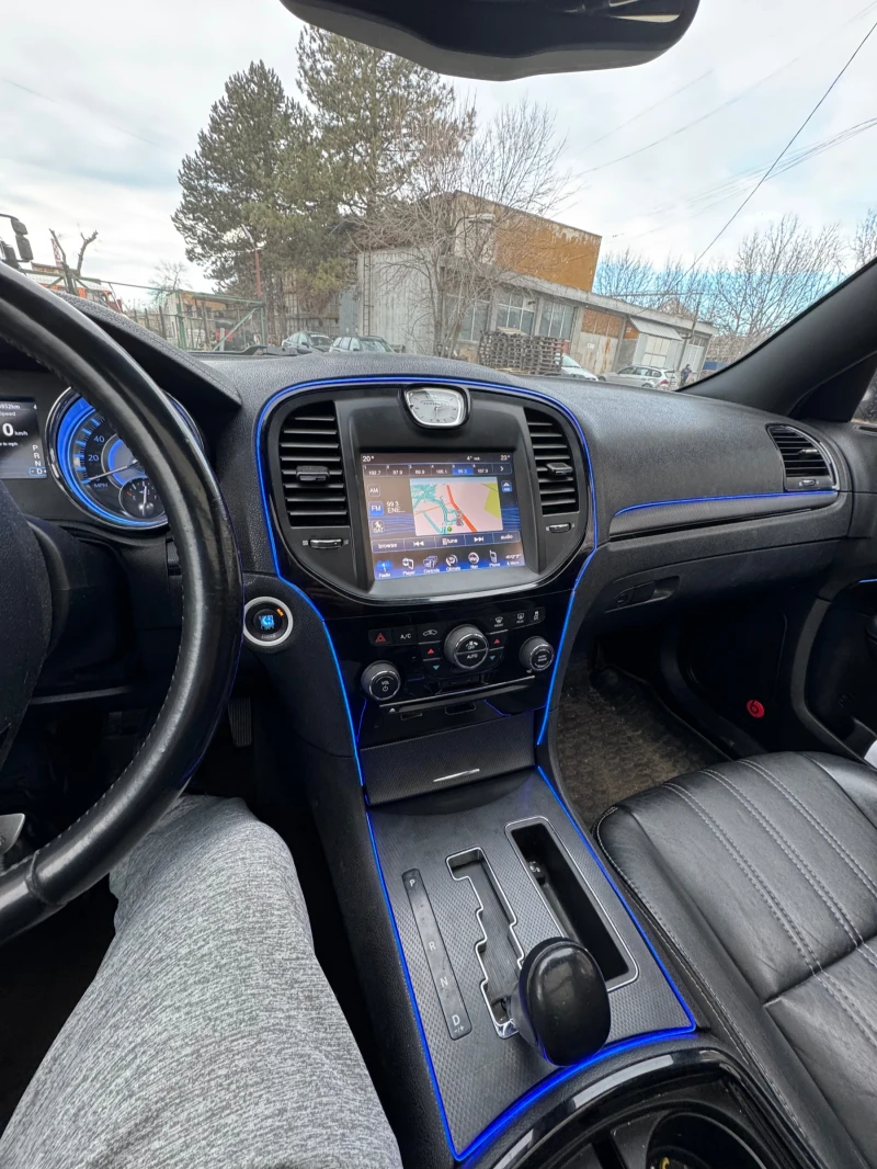 Chrysler 300c 300s, снимка 2 - Автомобили и джипове - 51839285