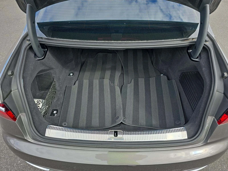 Audi A8 Quattro, снимка 9 - Автомобили и джипове - 52455155