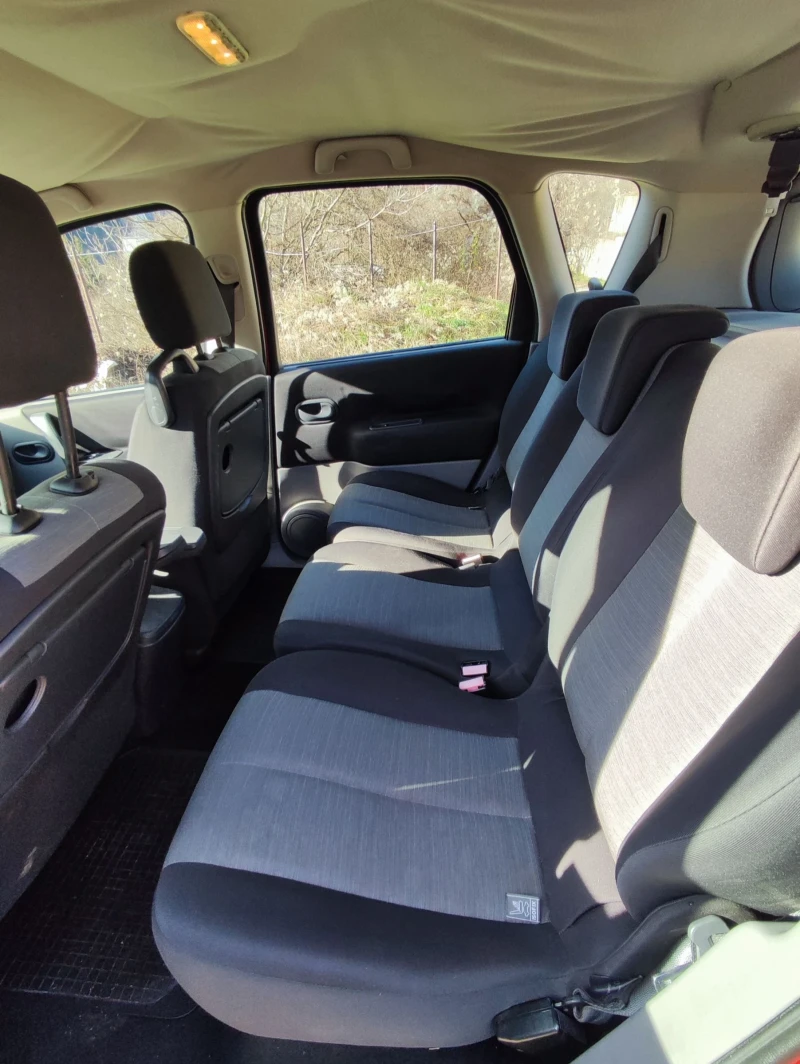 Renault Scenic, снимка 9 - Автомобили и джипове - 52814866