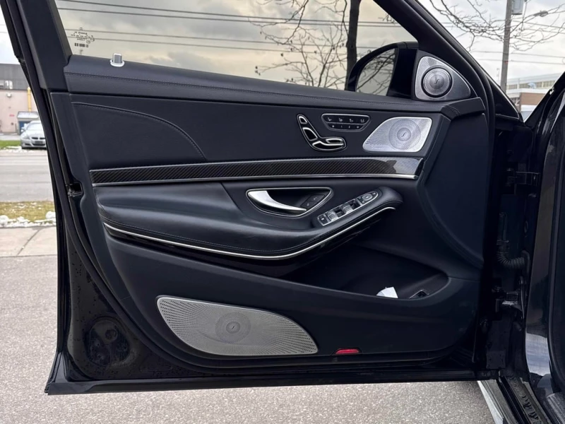 Mercedes-Benz S 63 AMG * CARFAX * БЕЗ ПЪРВОНАЧАЛНА ВНОСКА, снимка 10 - Автомобили и джипове - 52901218