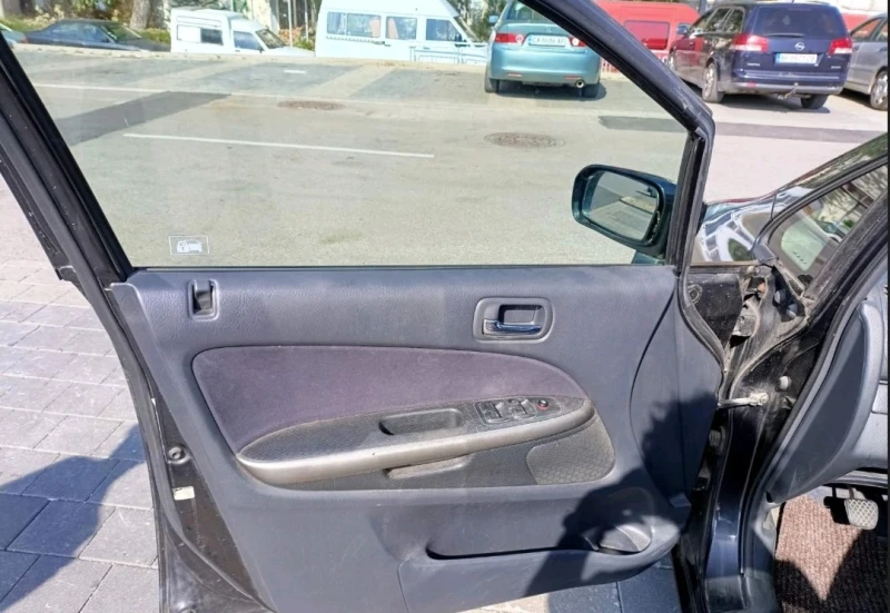 Honda Stream, снимка 9 - Автомобили и джипове - 53356256