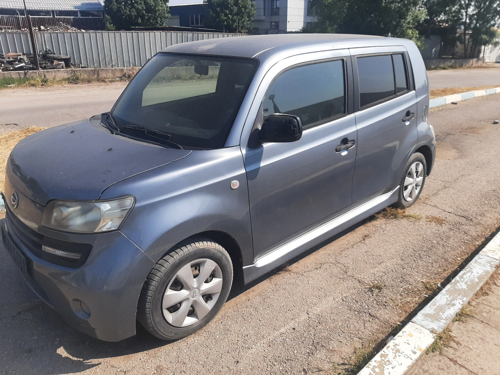 Daihatsu Materia 1.3i - изображение 2