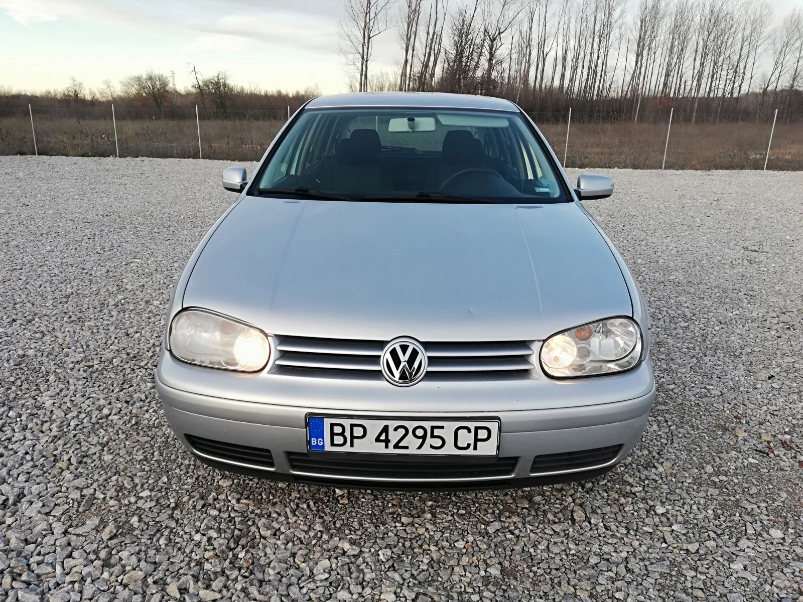 VW Golf 1.6i kli gaz IT - изображение 2