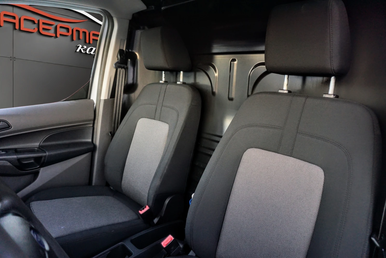 Ford Connect 1.5 TDCI ENTRY, снимка 6 - Автомобили и джипове - 48678627