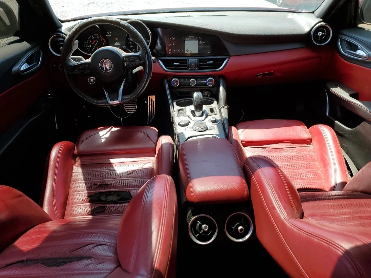 Alfa Romeo Giulia TI* Крайна цена до България!!!* Авто Кредит*  - изображение 8