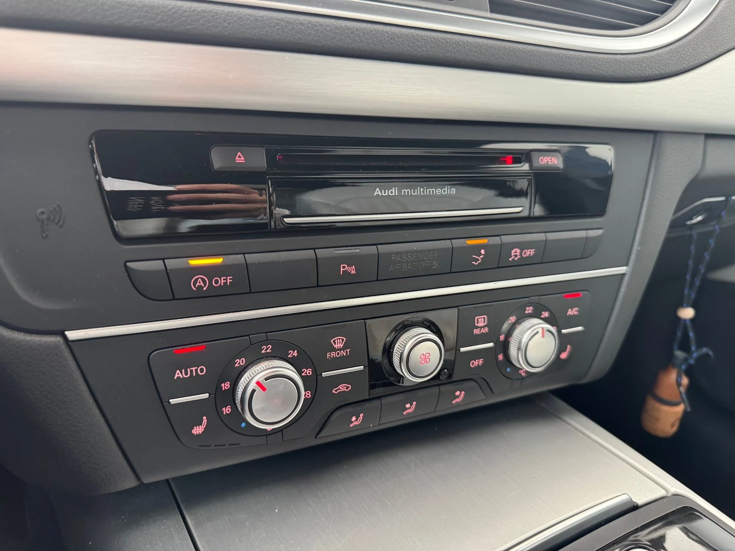 Audi A7 3.0 TDI clean diesel q, снимка 14 - Автомобили и джипове - 56420526