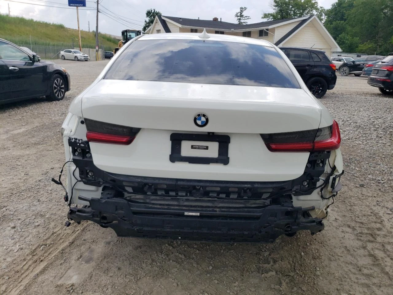 BMW 330 XI - изображение 2