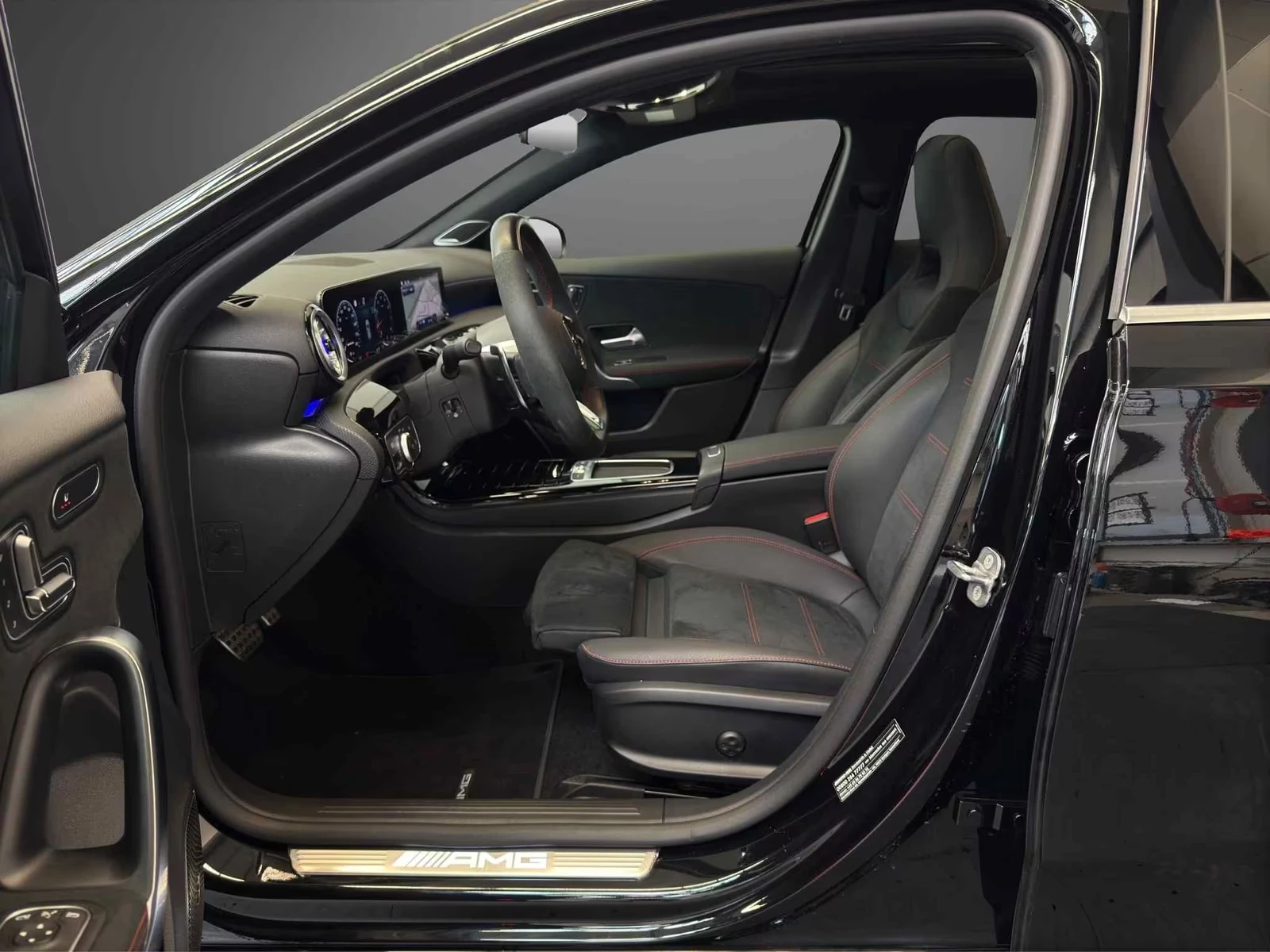 Mercedes-Benz A45 AMG S 4M+ Pano* HUD* Totwinkel* MEMO - изображение 4