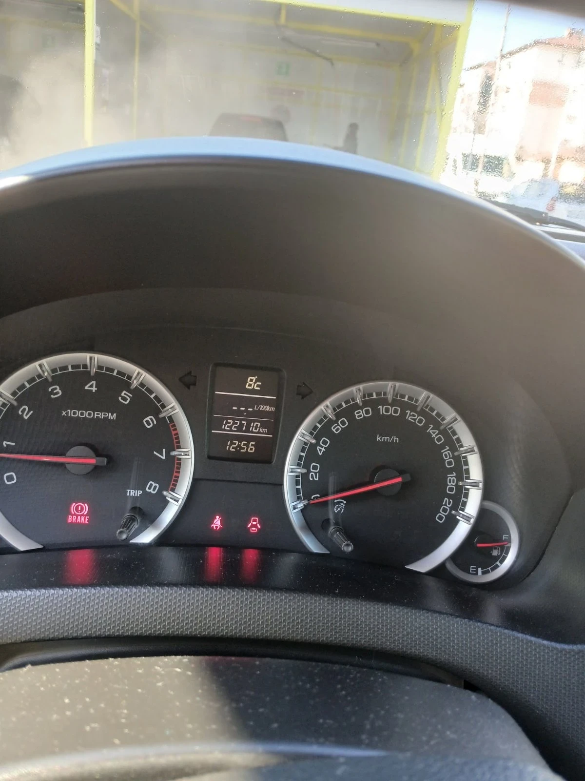 Suzuki Swift 1.2 4х4 - изображение 5