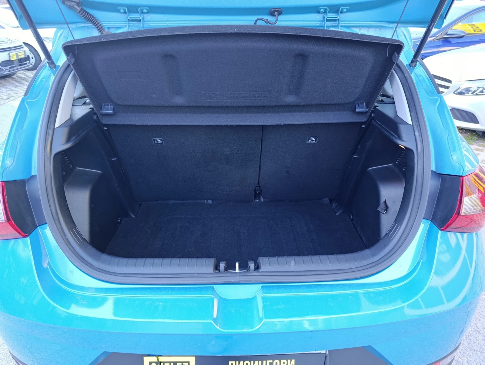 Hyundai I20 85hp Закупен от БГ, снимка 14 - Автомобили и джипове - 53876652