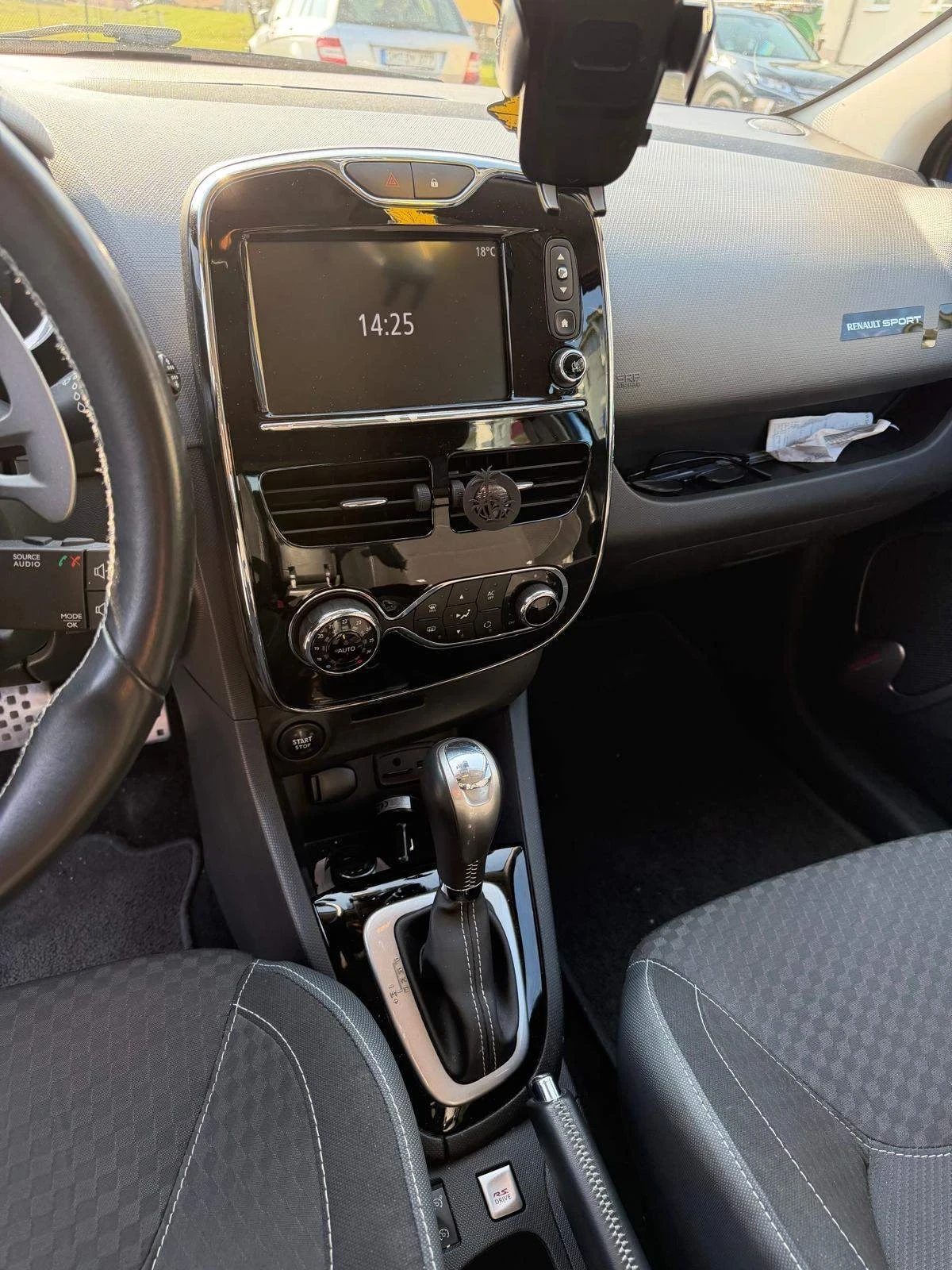 Renault Clio GT - SporT | Mobile.bg � ����������� 12