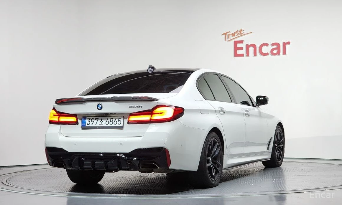 BMW 530 M Sport Plus* BOWERS & WILKINS* HEAD-UP* 360 CAM* , снимка 3 - Автомобили и джипове - 54129589