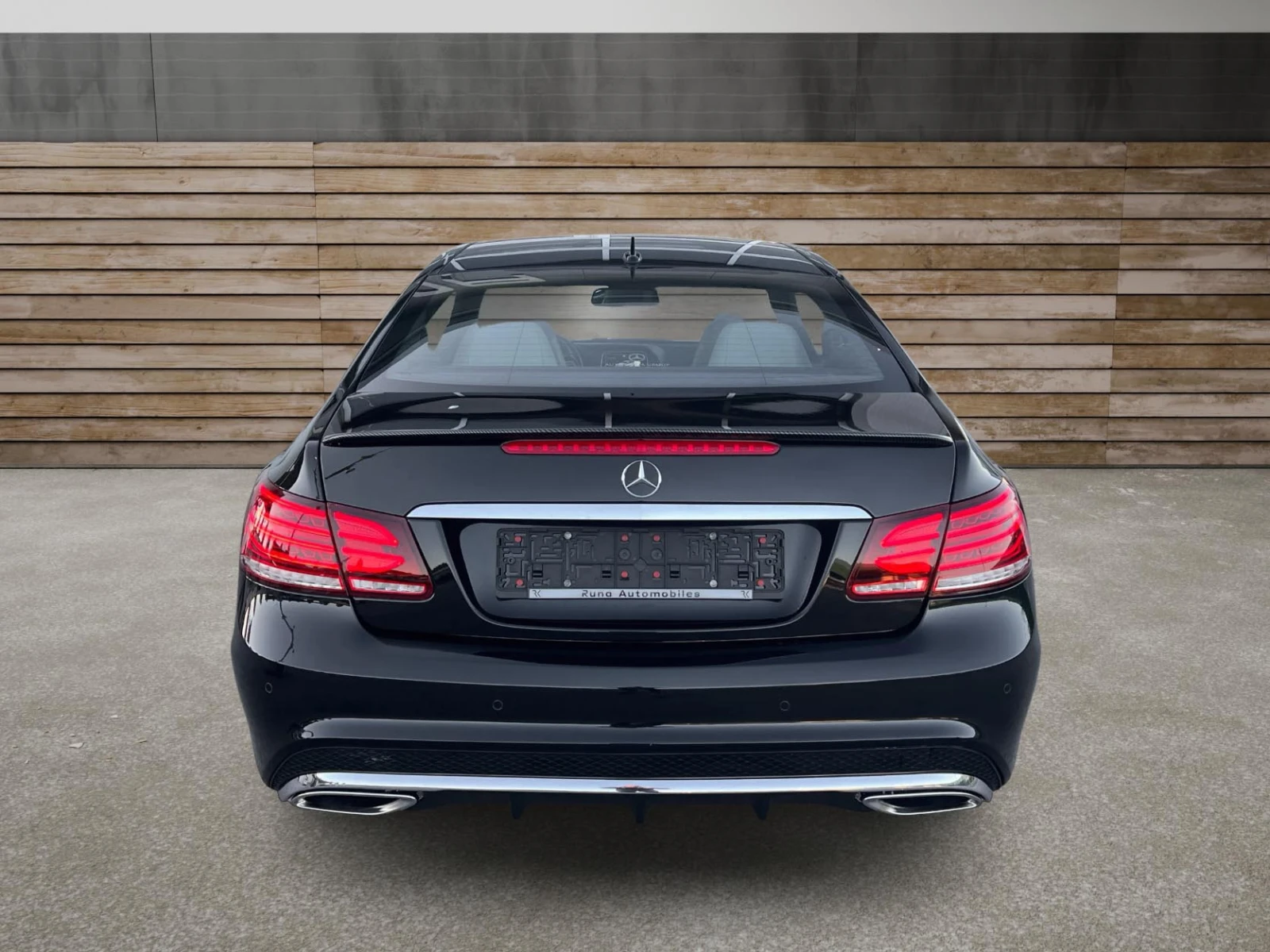 Mercedes-Benz E 220 d Premium AMG 9G Tronic -ПРОЧЕТИ ОПИСАНИЕТО-, снимка 5 - Автомобили и джипове - 54151392