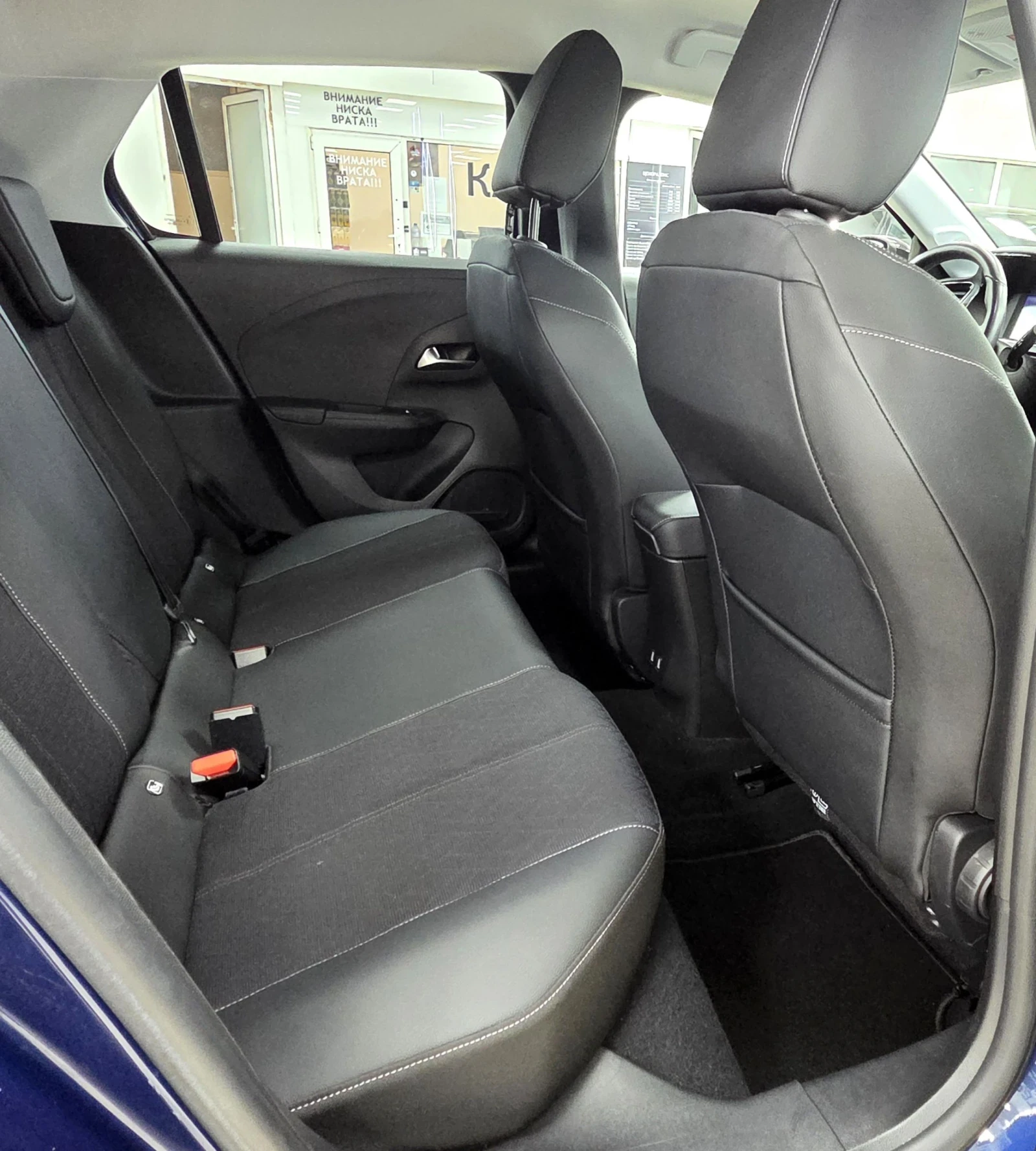 Opel Corsa 52KWh/GS line/Navi/Camera/LED, снимка 10 - Автомобили и джипове - 54306324