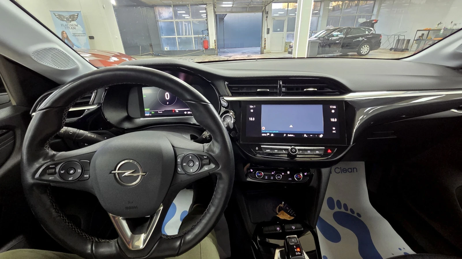 Opel Corsa 52KWh/GS line/Navi/Camera/LED, снимка 13 - Автомобили и джипове - 54306324