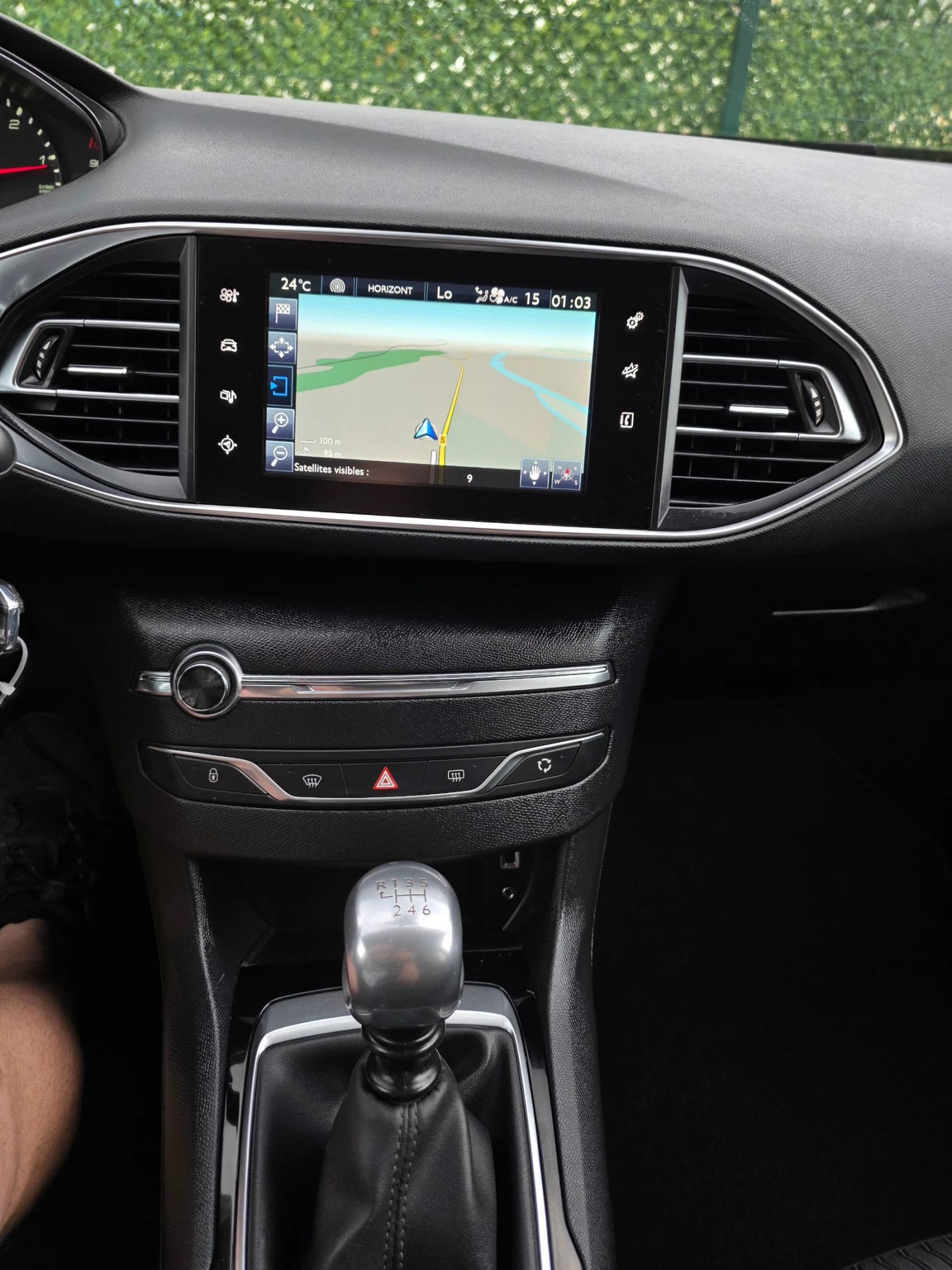 Peugeot 308 1.6e-hdi NAVI , снимка 13 - Автомобили и джипове - 54544835