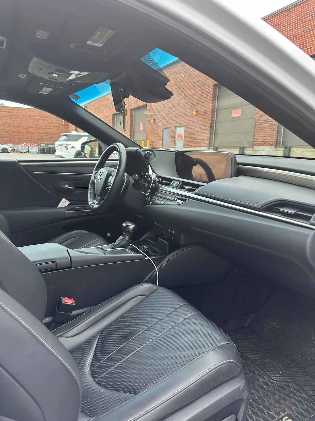 Lexus ES 350 * F SPORT * ��� �� * ���������� ����� | Mobile.bg � ����������� 10