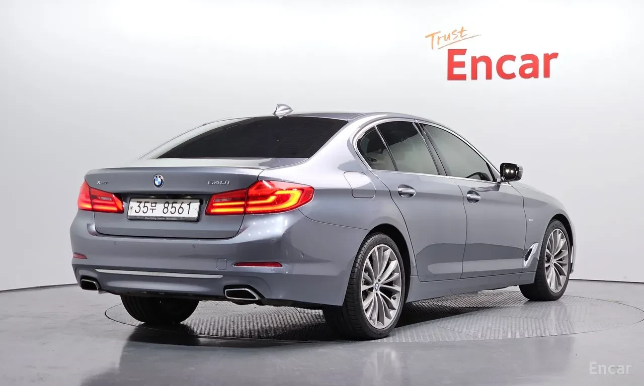 BMW 540 XDRIVE, снимка 2 - Автомобили и джипове - 55097310