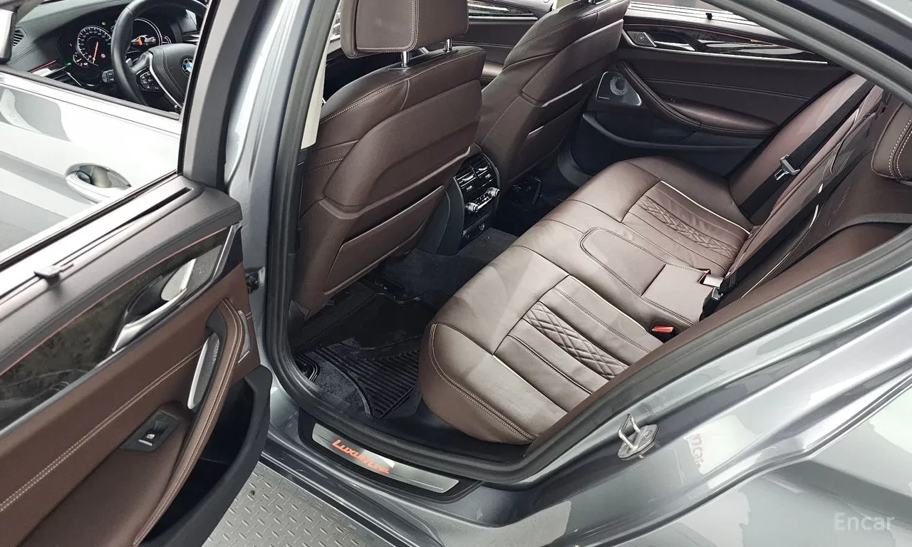 BMW 540 XDRIVE, снимка 10 - Автомобили и джипове - 55097310