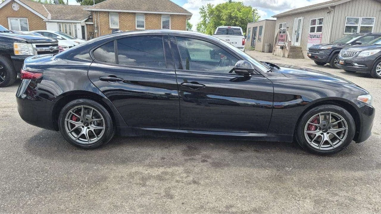 Alfa Romeo Giulia * ФИКСИРАНА ЦЕНА* , снимка 6 - Автомобили и джипове - 55173921