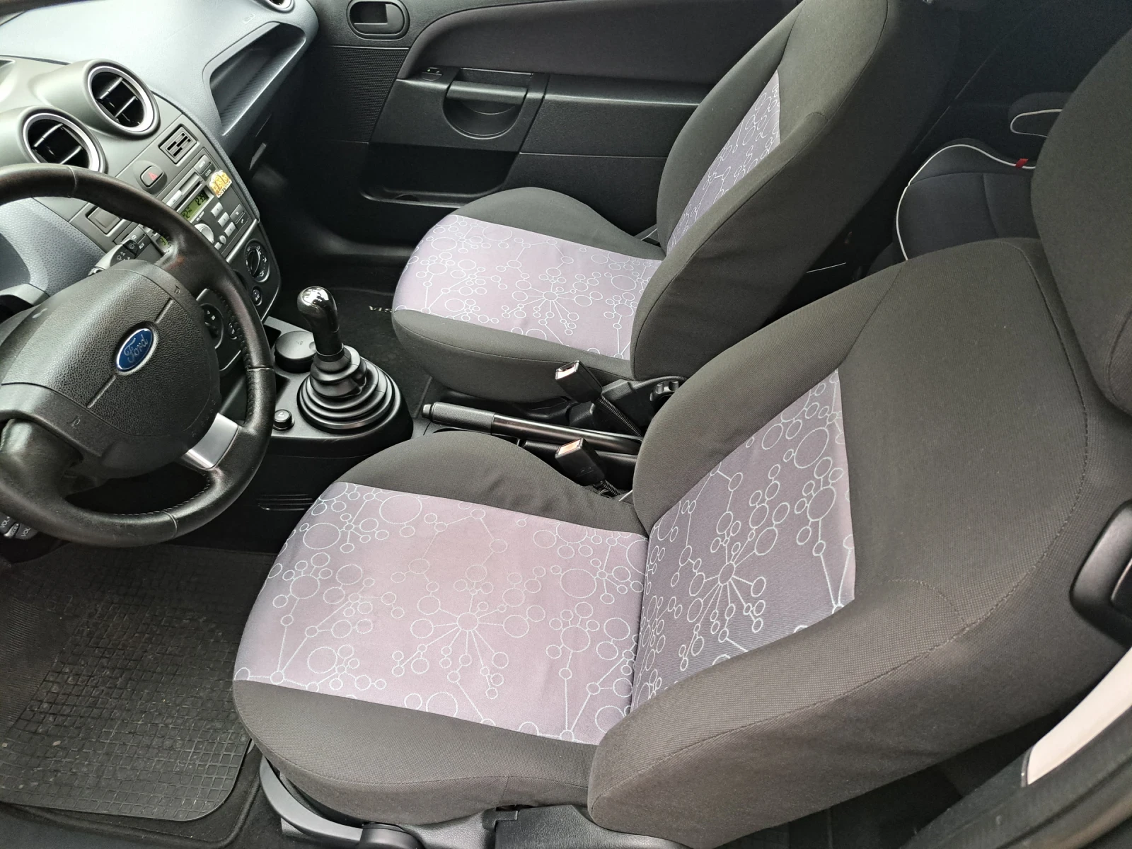 Ford Fiesta 1.4 diesel, снимка 9 - Автомобили и джипове - 55654738