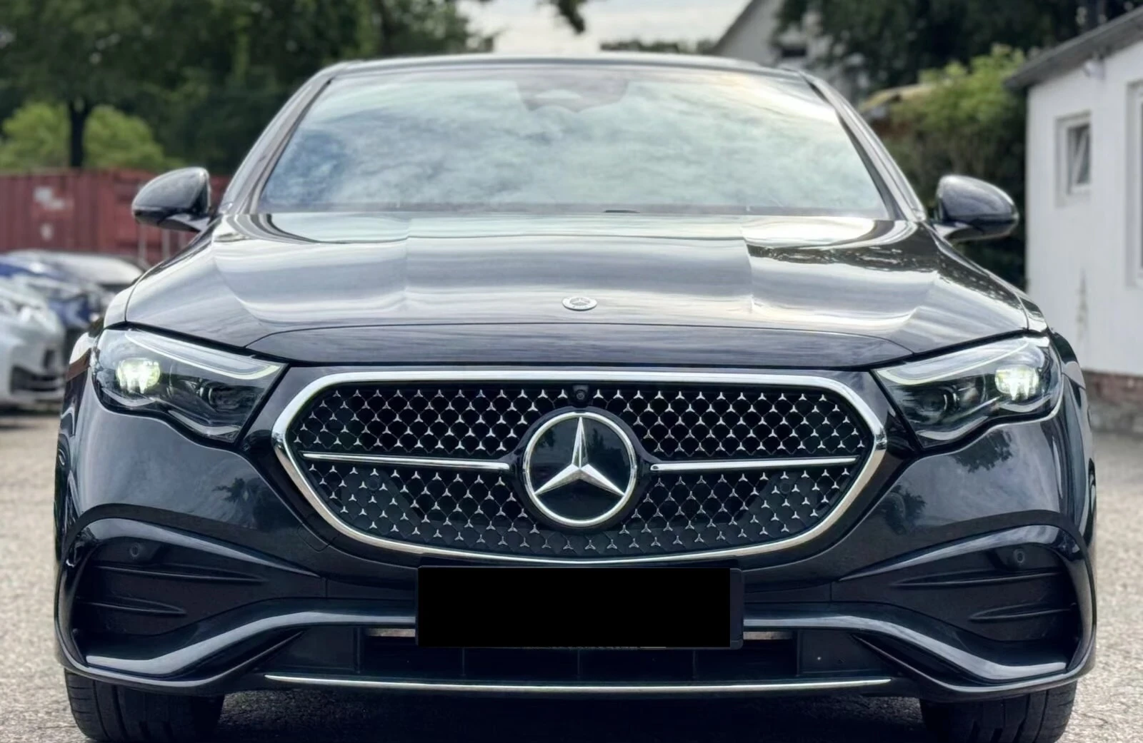 Mercedes-Benz E 300 e* AMG* 360, снимка 2 - Автомобили и джипове - 55884077
