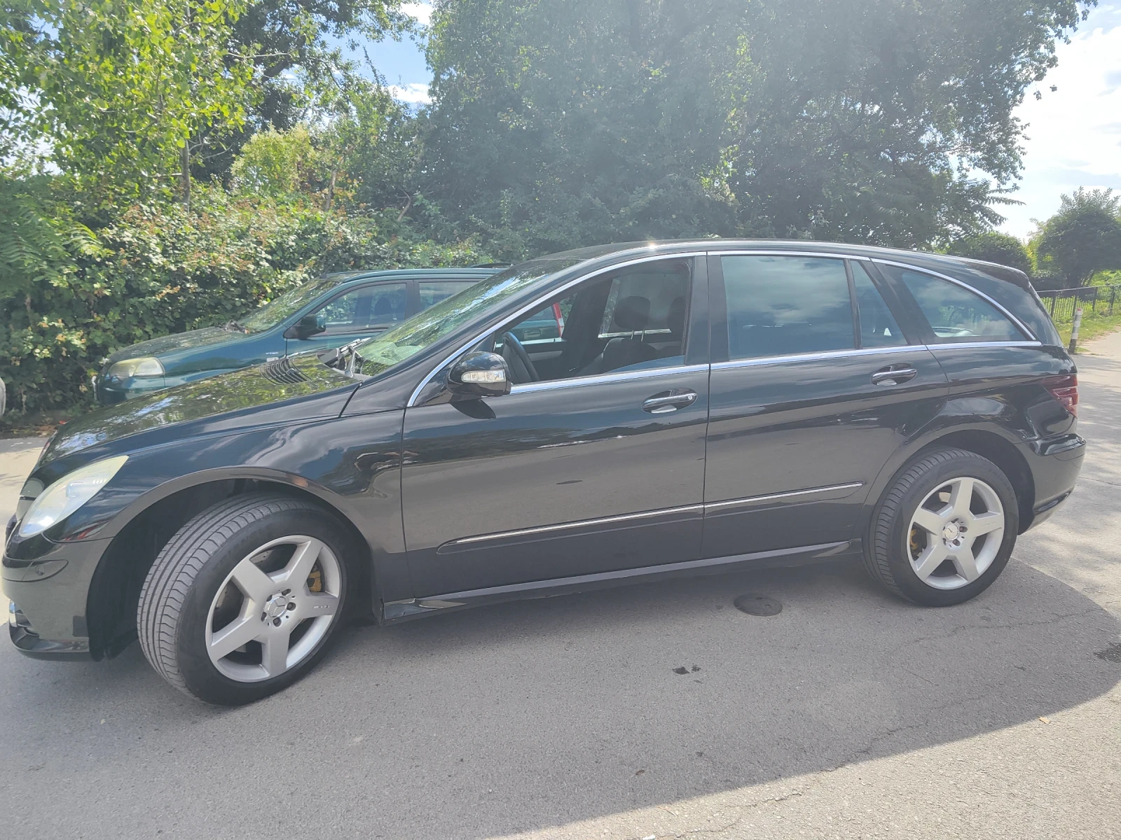 Mercedes-Benz R 320, снимка 11 - Автомобили и джипове - 56185065