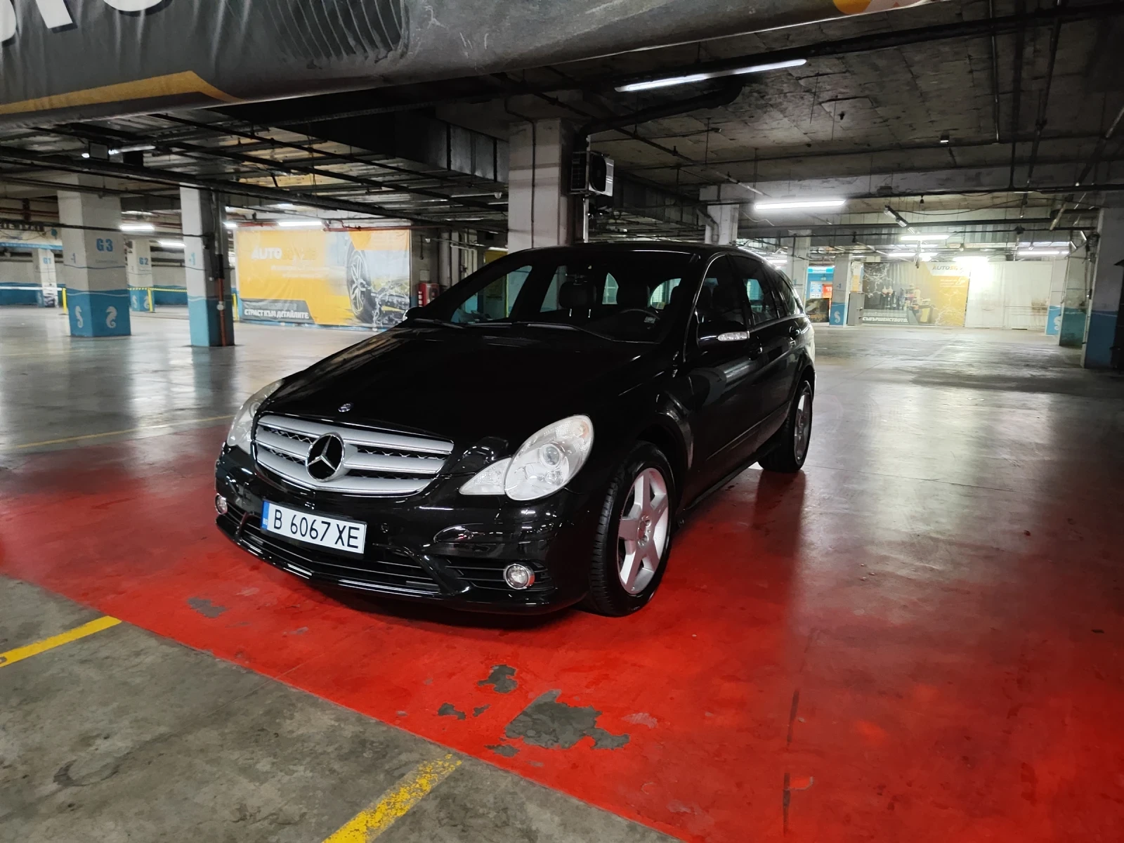 Mercedes-Benz R 320
