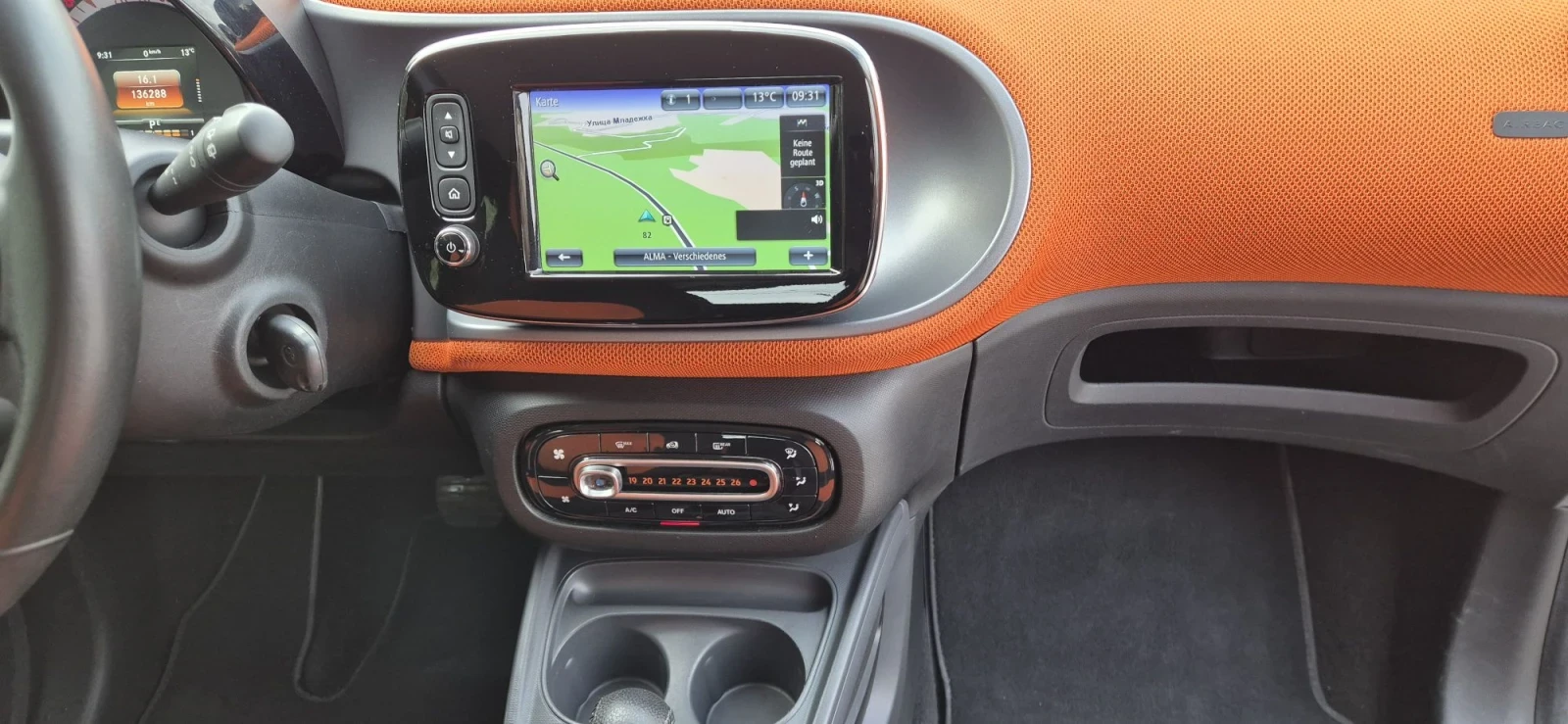 Smart Forfour АВТОМАТИК, снимка 15 - Автомобили и джипове - 56226650